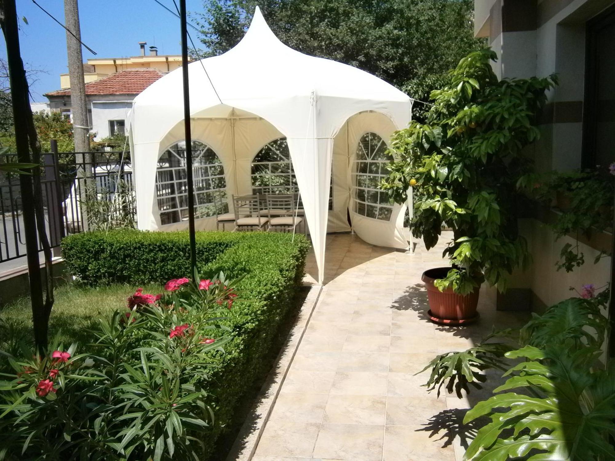 Family Hotel Bellehouse Chernomorets Buitenkant foto